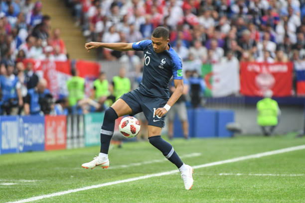 在足球转会 在足球转会