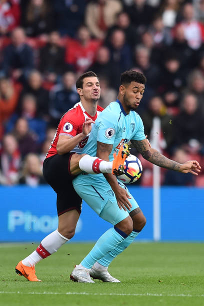 浓墨重彩的 浓墨重彩的