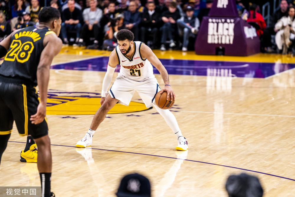 场边工作人 场边工作人